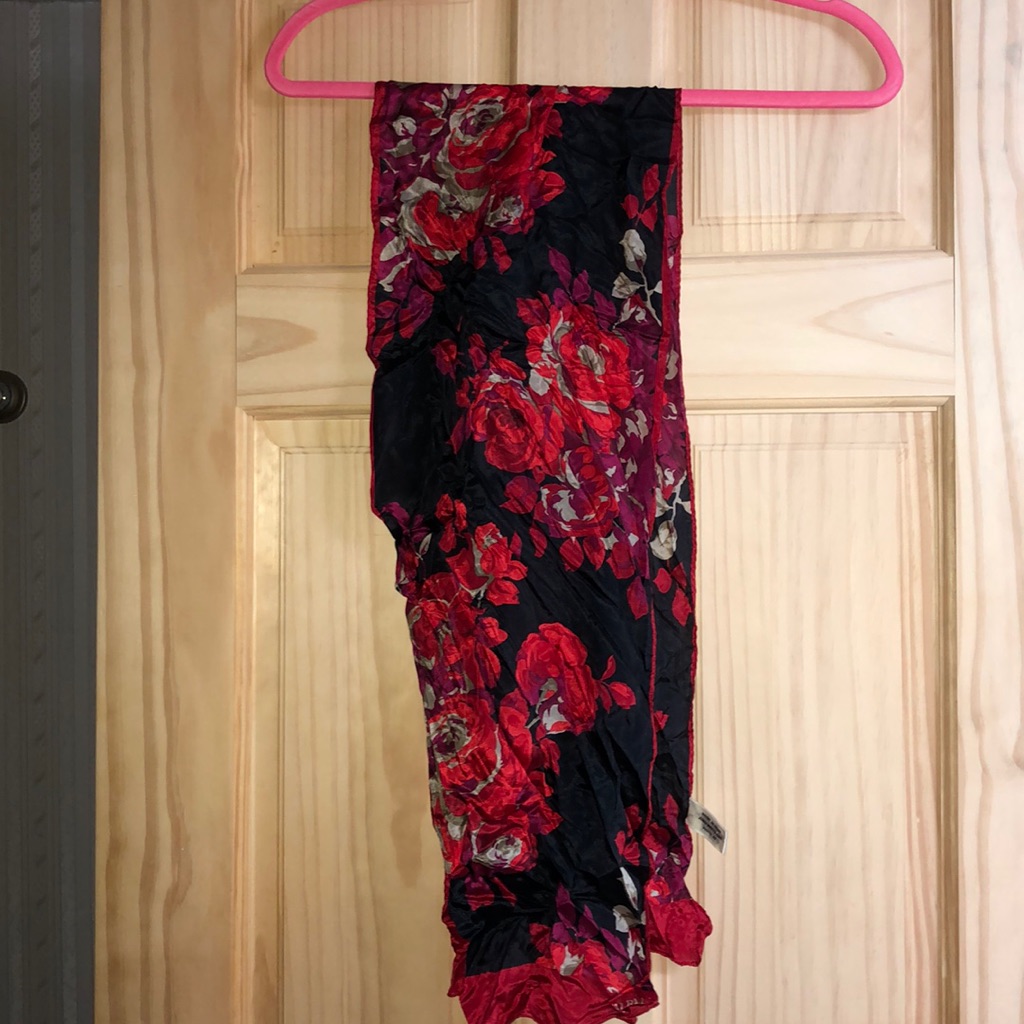 Bill Blass Scarf